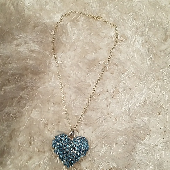 Blue heart necklace, with 18 inch chain. - Picture 3 of 3
